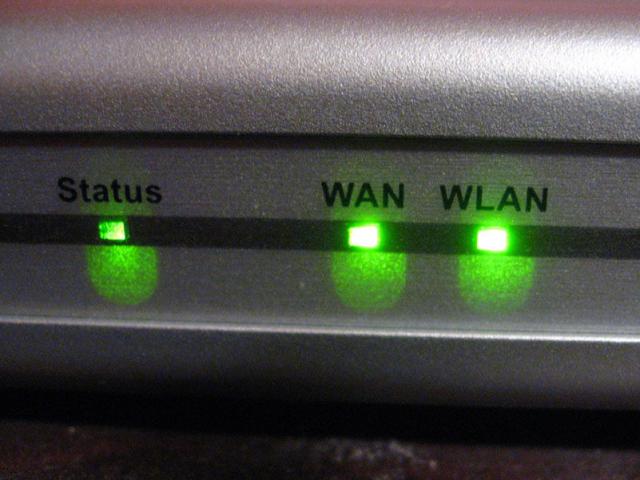 Jak připojit router k routeru pomocí kabelu - dva routery v jedné místní síti přes Wi-Fi?