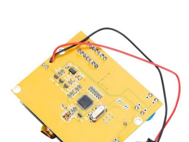 Lcr-t4 - AVR माइक्रोकंट्रोलर के साथ परीक्षक और अतिरिक्त तत्वों की एक न्यूनतम मल्टीप्लेयर é के साथ avrontcontroller फर्मवेयर