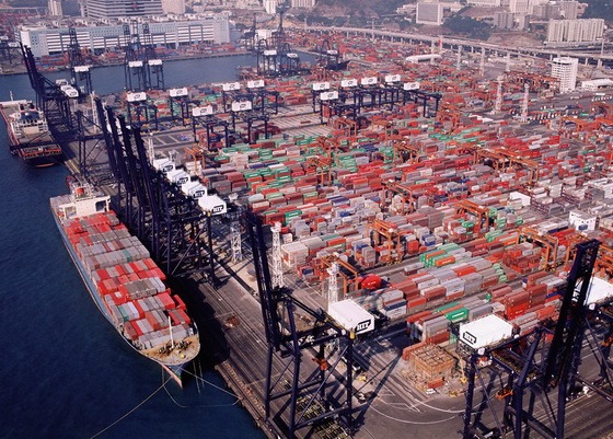 Přístavy Číny: moře, kontejnerová nákladní doprava